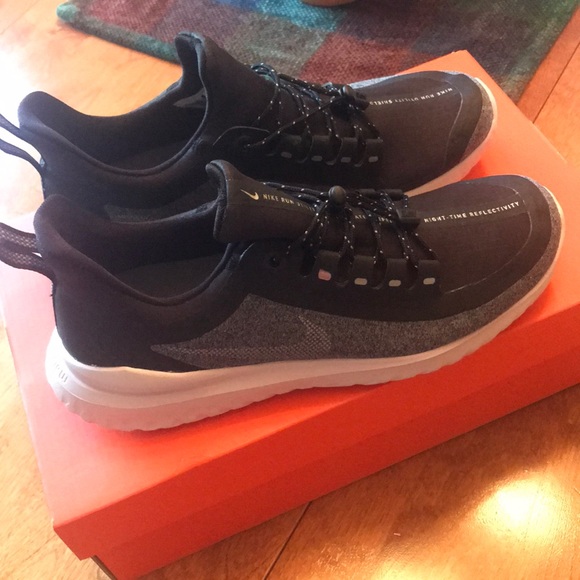 nike renew shield ladies running shoes